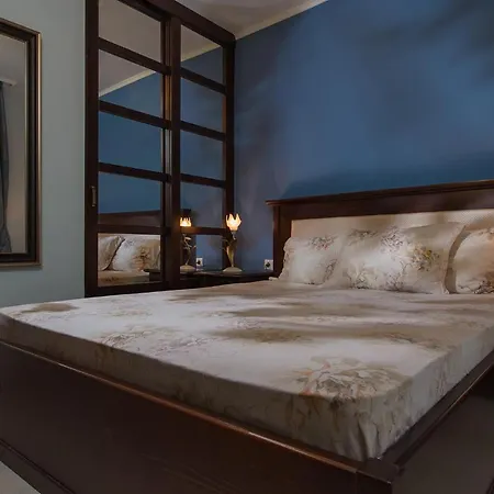 Esteban Vip Club Aparthotel 4*