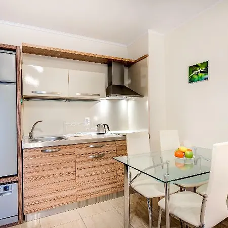 Aparthotel Esteban Vip Club