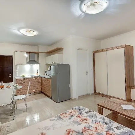 Esteban Vip Club Aparthotel 2*