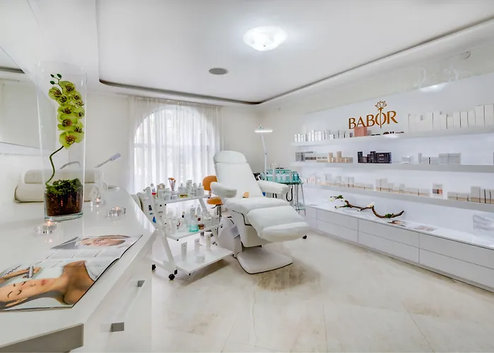 Esteban Vip Club 4* 네세부르