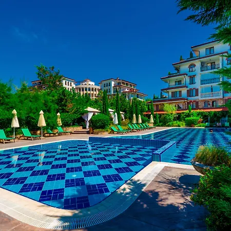 Apartahotel Esteban Vip Club