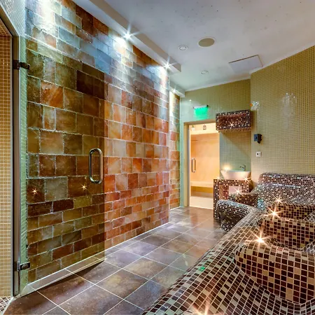 Apartahotel Esteban Vip Club 4*