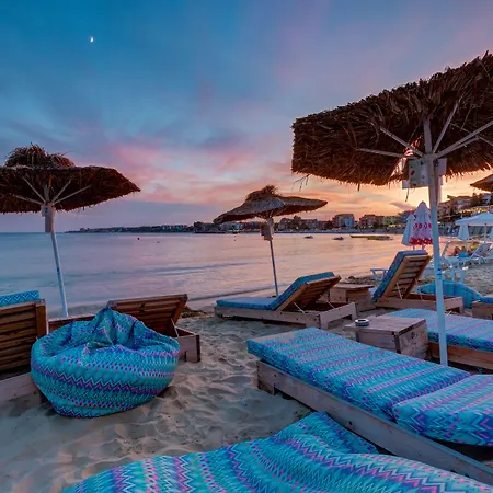Esteban Vip Club شقة فندقية 4*