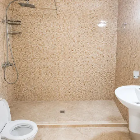 Esteban Vip Club نيسيبار