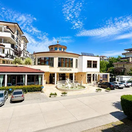 Esteban Vip Club Aparthotel 4*