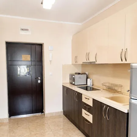 Esteban Vip Club Aparthotel 4*