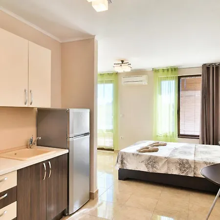 Apartahotel Esteban Vip Club 4*