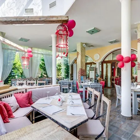 Lejlighedshotel Esteban Vip Club 4*