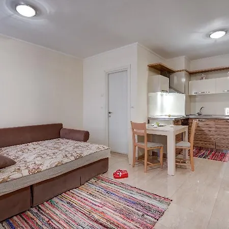 Apartmanhotel Esteban Vip Club 4*