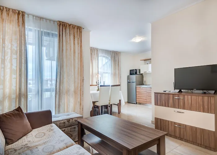 Aparthotel Esteban Vip Club