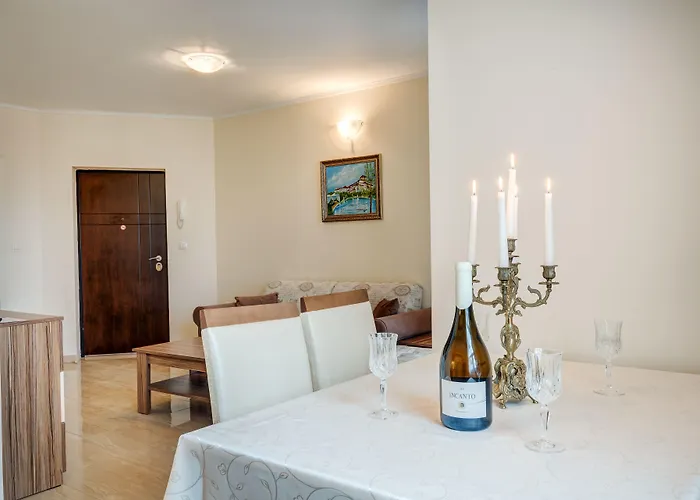 Esteban Vip Club Aparthotel