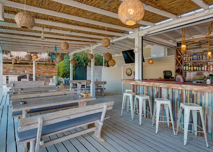 Aparthotel Esteban Vip Club 4*