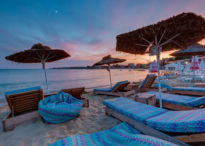 Esteban Vip Club Aparthotel 4*